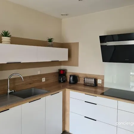 Le Donjon Cosy En Lotissement Proche Du Puy Dufou 度假居 *