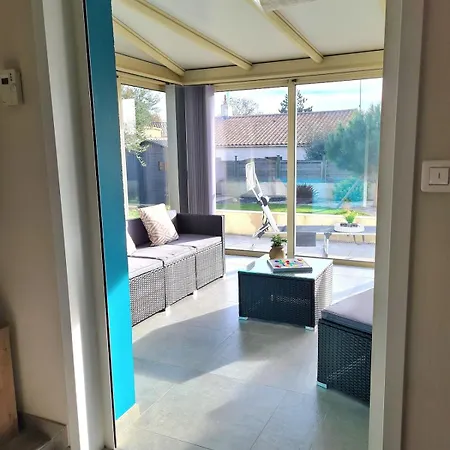 度假居 Le Donjon Cosy En Lotissement Proche Du Puy Dufou *