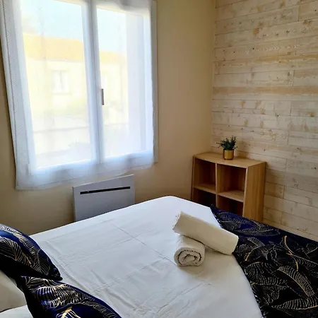 度假居 Le Donjon Cosy En Lotissement Proche Du Puy Dufou