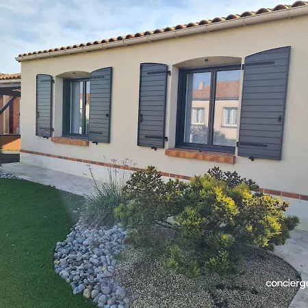 Le Donjon Cosy En Lotissement Proche Du Puy Dufou