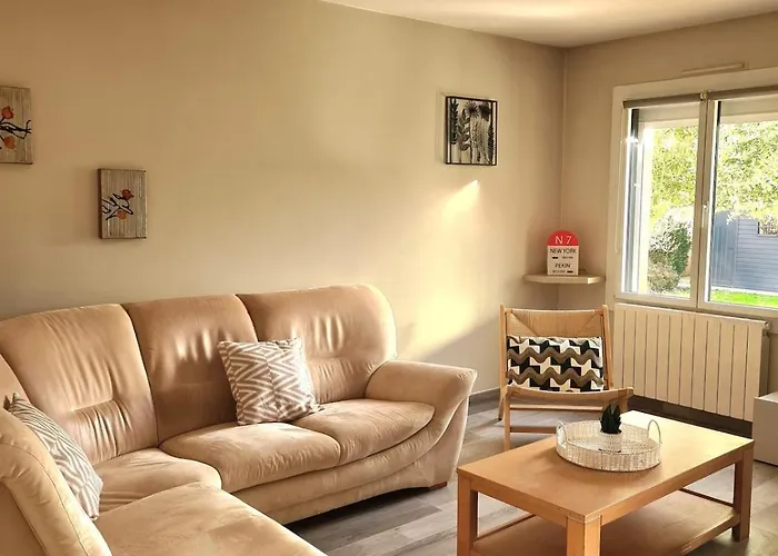 Le Donjon Cosy En Lotissement Proche Du Puy Dufou * Les Herbiers