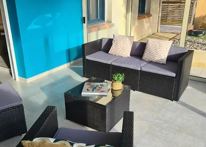 Le Donjon Cosy En Lotissement Proche Du Puy Dufou Hébergement de vacances Les Herbiers