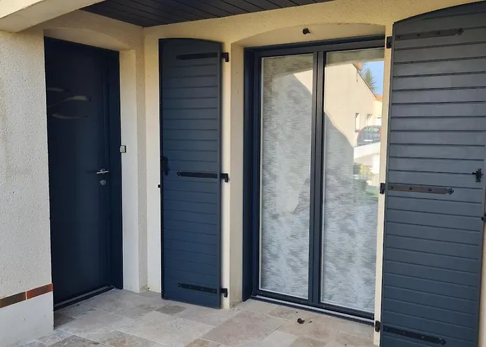 Le Donjon Cosy En Lotissement Proche Du Puy Dufou Hébergement de vacances Les Herbiers